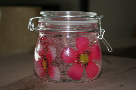 Flowers Candle (Scented Raspberry)